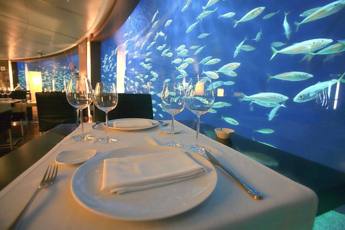 restaurant onder water