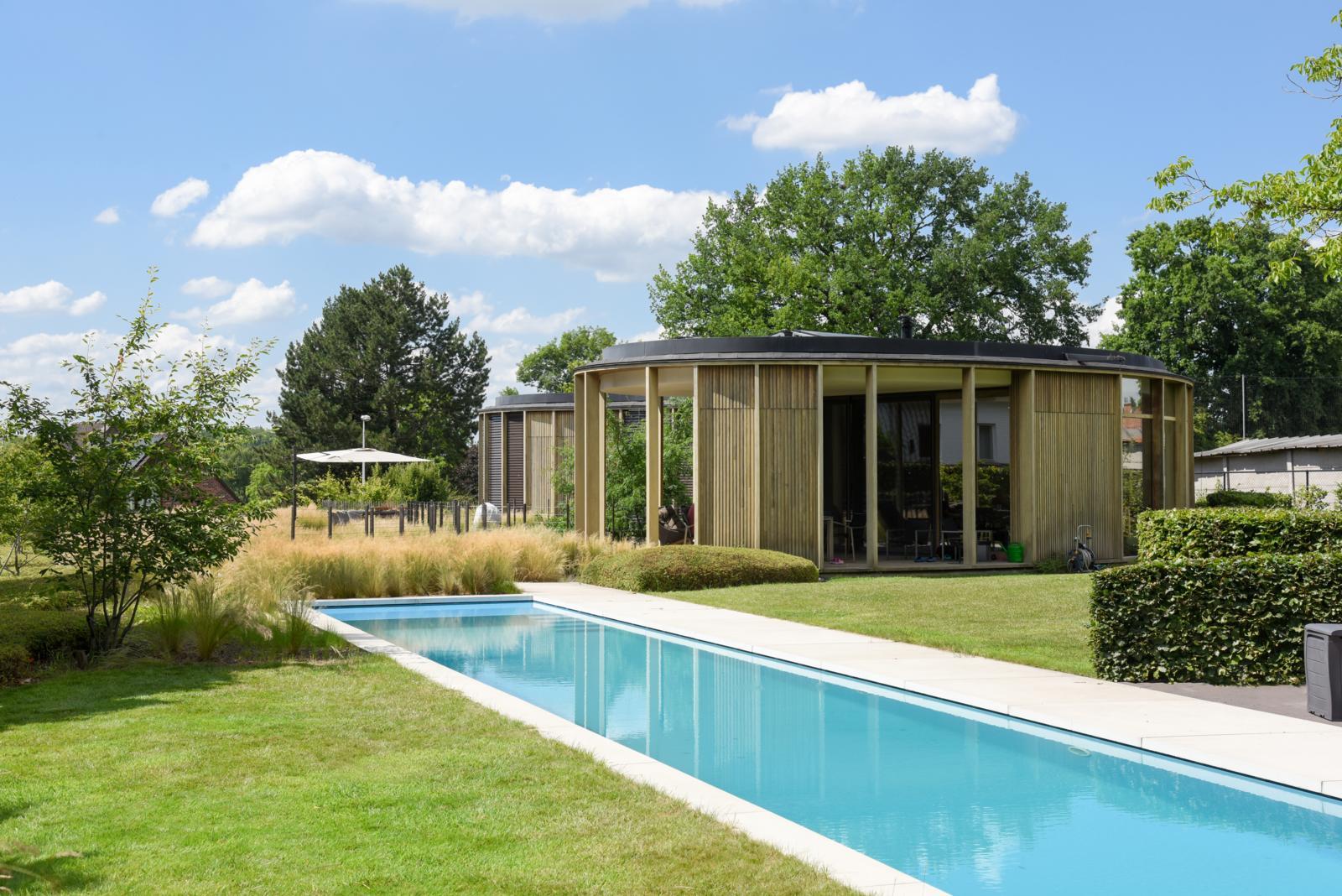 piscine jardin architecture