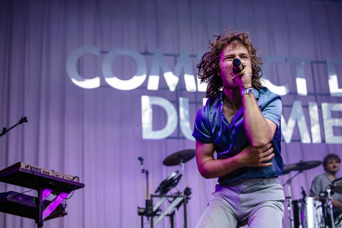 Compact Disc Dummies mocht de eerste dag van het Castusfestival inleidden. (foto Davy Coghe)