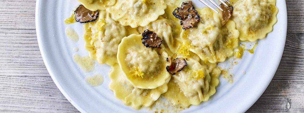 Wat voor saus serveer je bij ravioli?