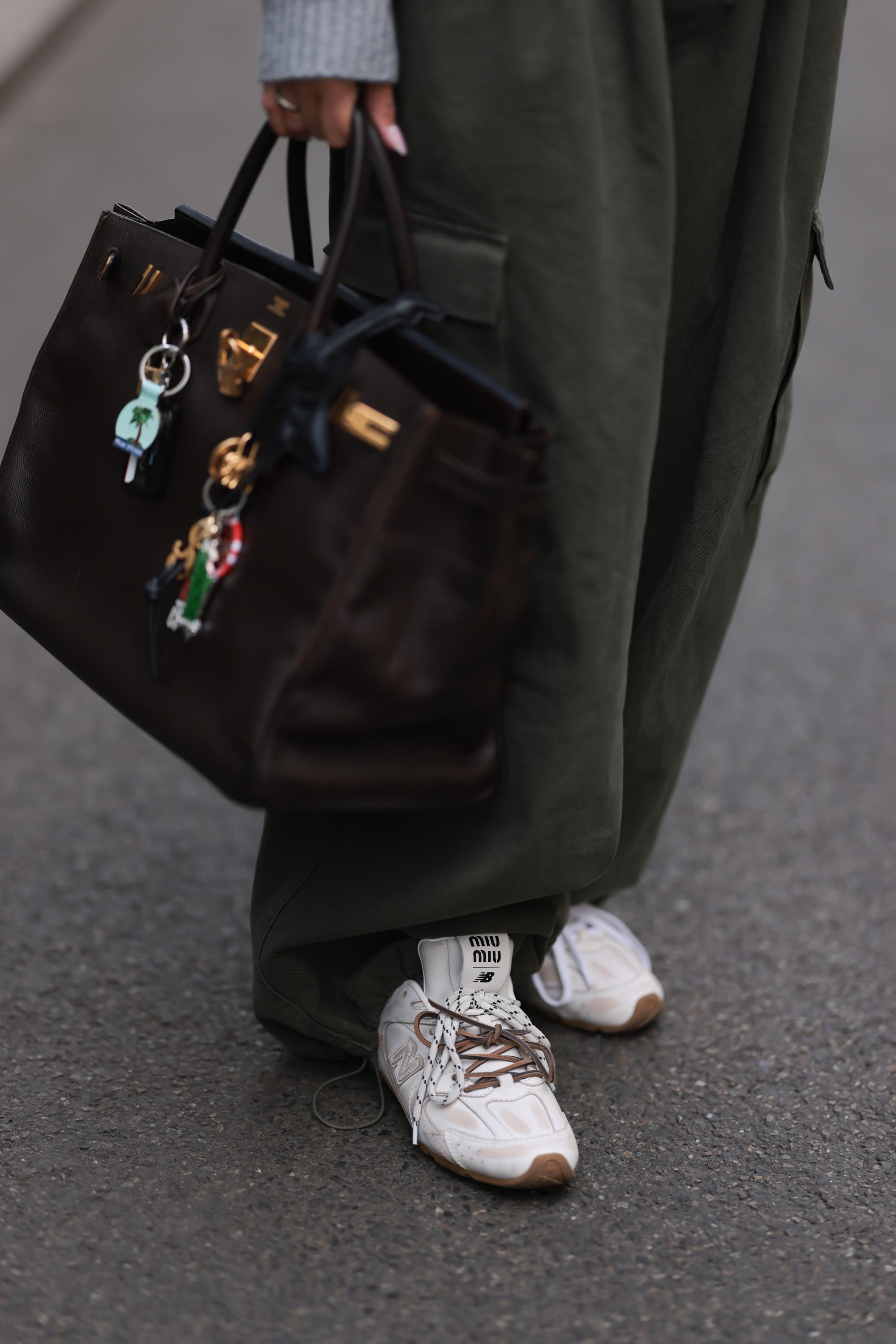 retro sneakers met twee soorten veters