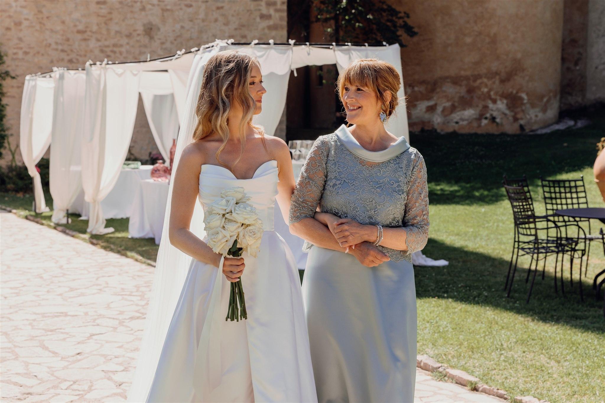 destination wedding