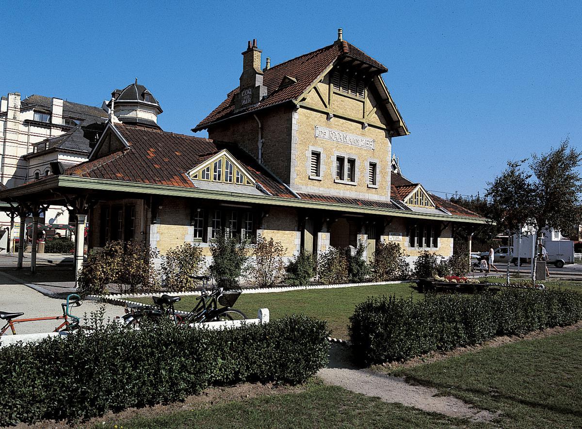 De Haan - Tramstation