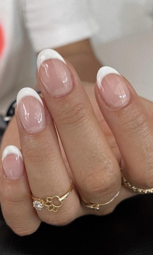 Nagels zoals Hailey Bieber