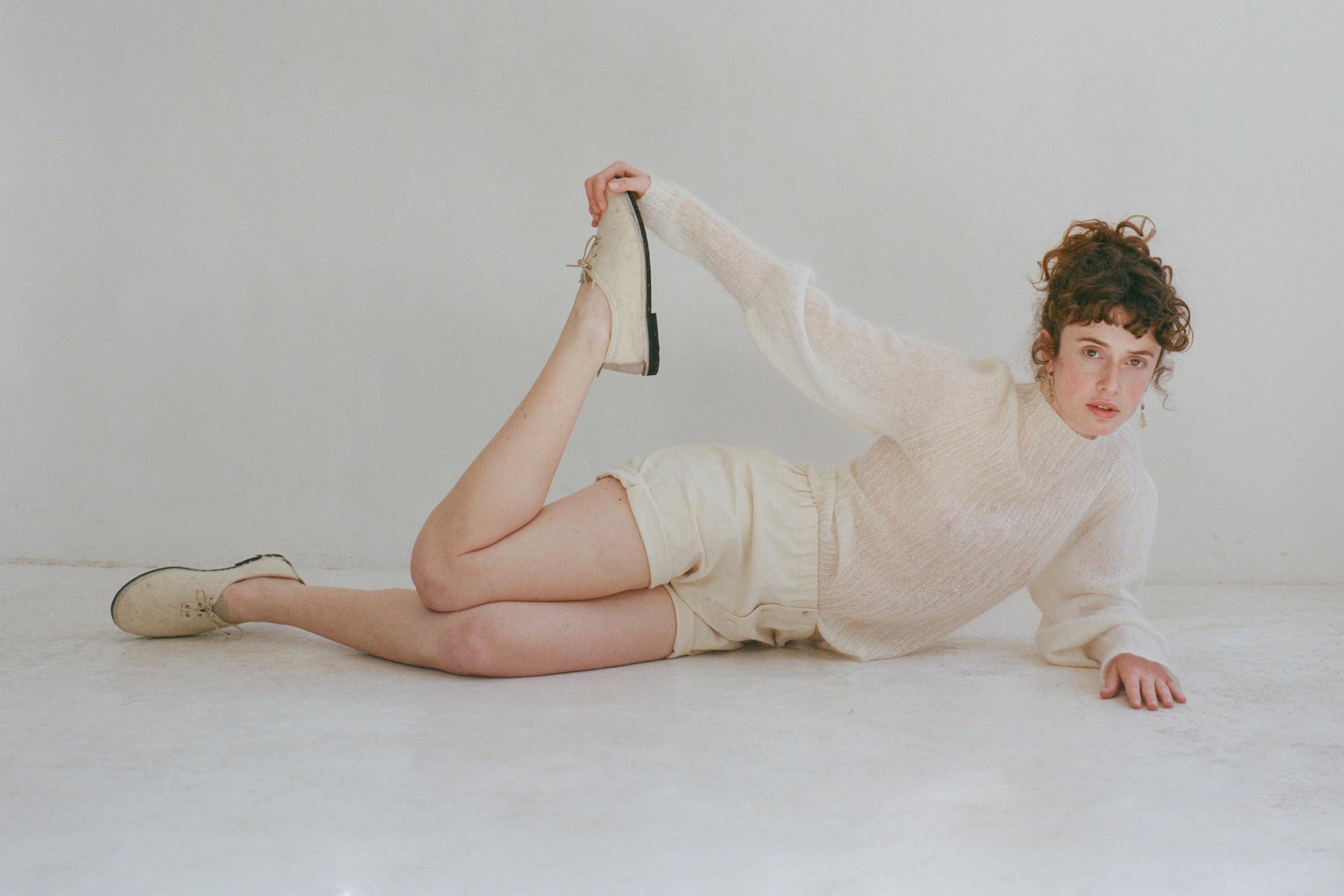 Belgische lingerie in een campagnebeeld van TA-CT.