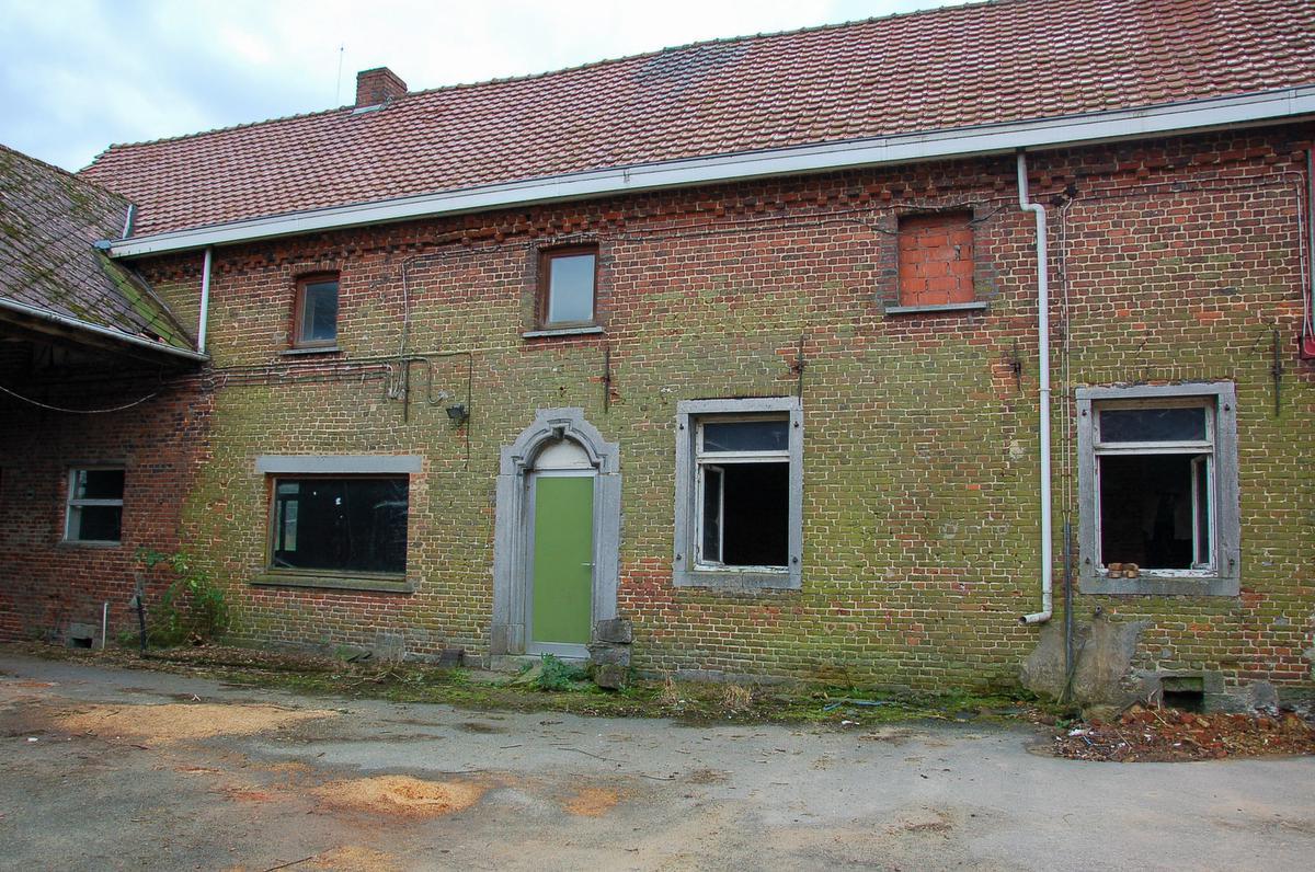 Het historisch waardevolle portiek moest behouden blijven.