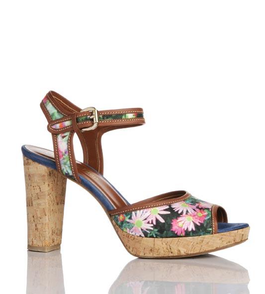 240 euro - Caroline Biss