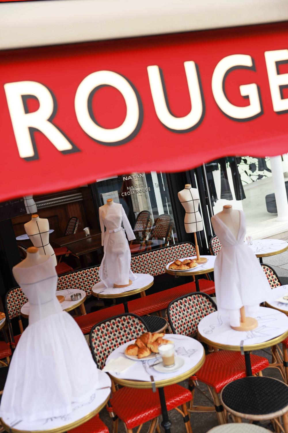 Bar de la Croix Rouge in Parijs