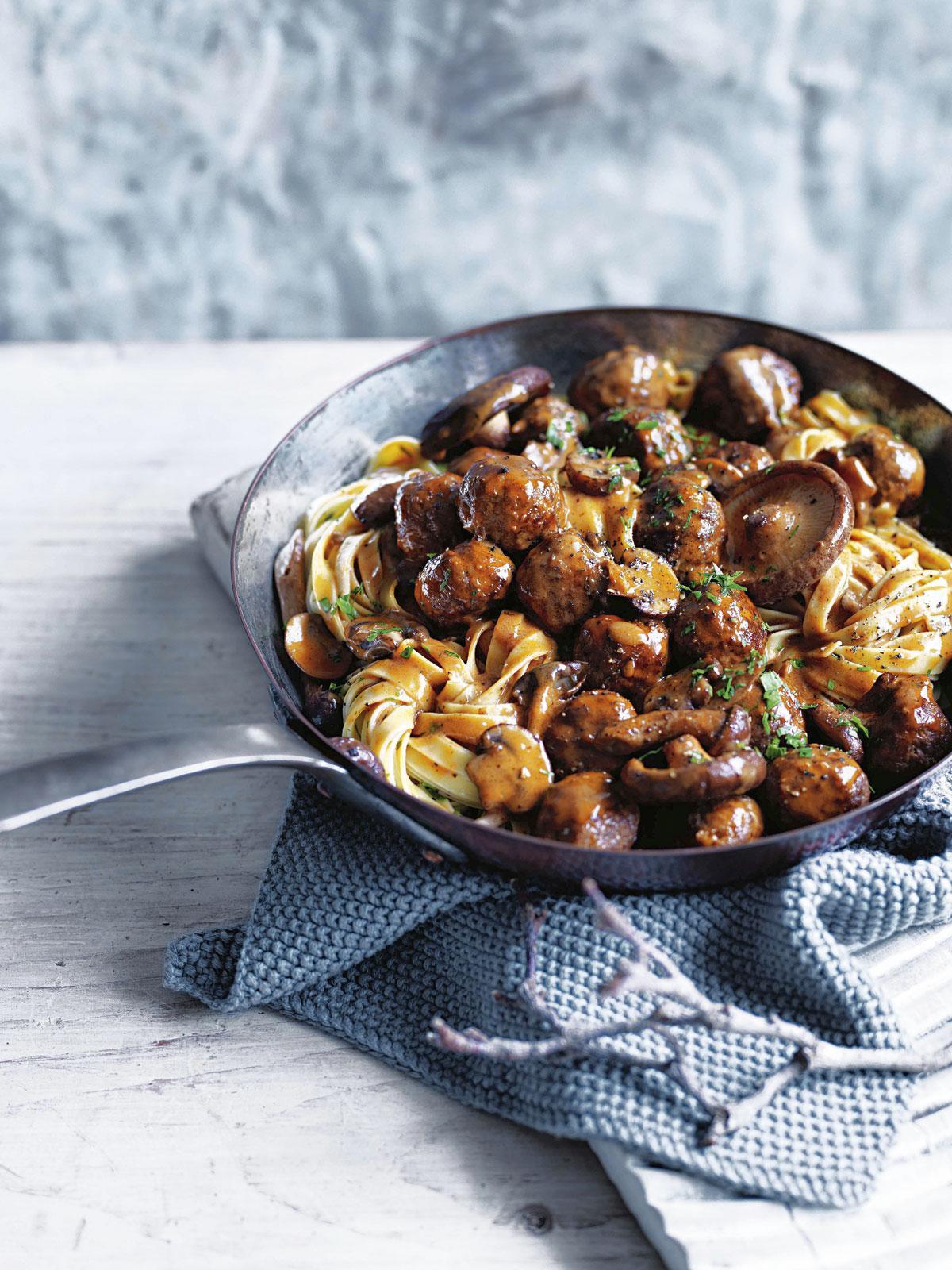 Tagliatelles aux boulettes de gibier