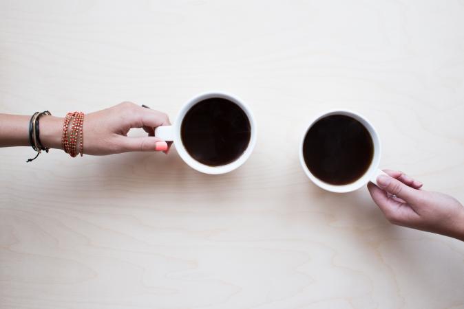 Americano = een grote kop (130 tot 150 ml) waarbij heet water aan espresso wordt toegevoegd