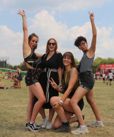 Chiara (19), Imani (19), Cynthia (18) en Ana (19)