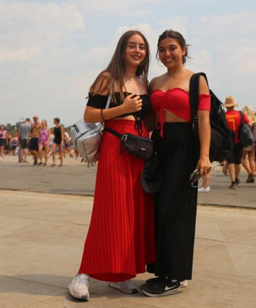 Nina (16) en Stacy (16)