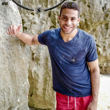Gilles Paku (25) uit Landen