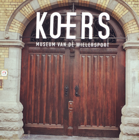 KOERS.