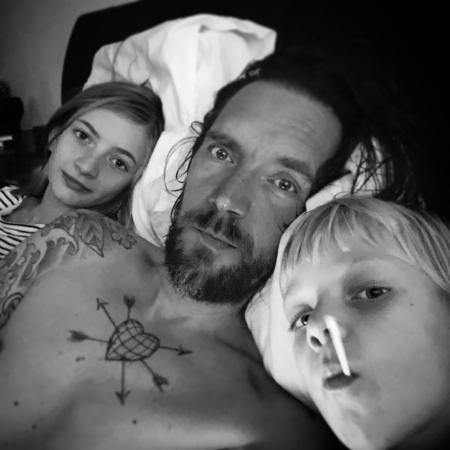 Art director Kristof gaf zijn oogappels de namen Milla (12) en Onno (8)
