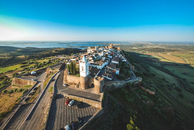 Évora