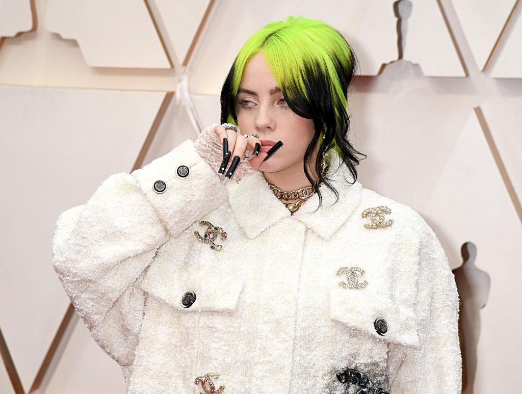 Billie Eilish perd 100 000 fans sur Instagram après avoir montré... un  dessin de seins