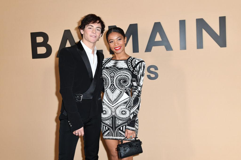 Ross Lynch (Harvey) et Jaz Sinclair (Rosalind) de 'Les Nouvelles Aventures de Sabrina'