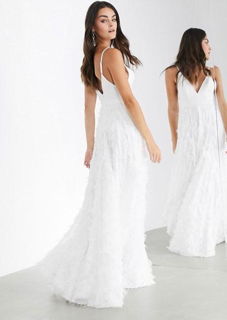 Maxi-jurk met fijne bandjes en pluimeffect