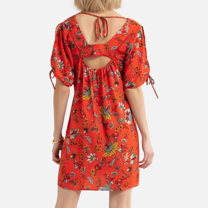 Robe rouge à imprimés