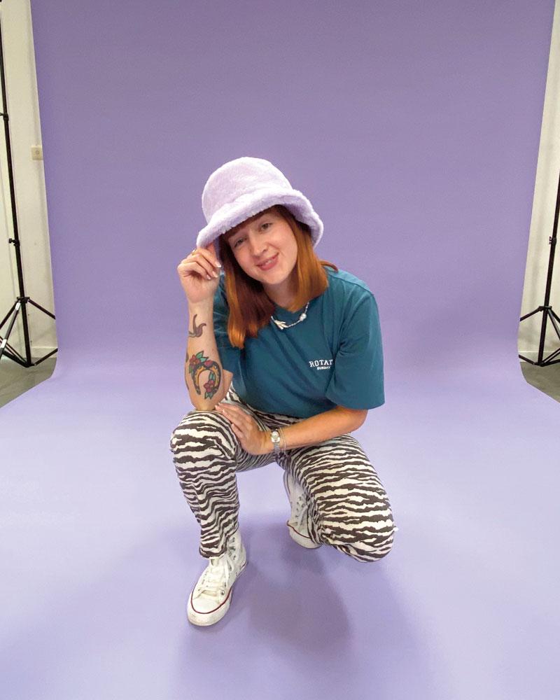 All lila everything.