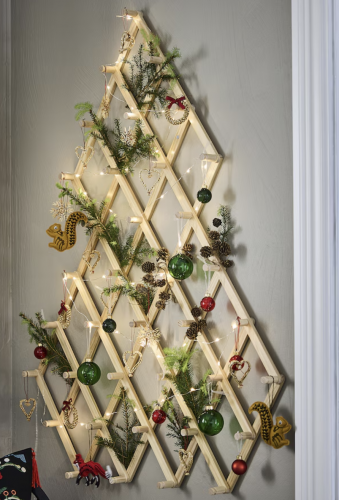 Kerstdecoratie aan de muur