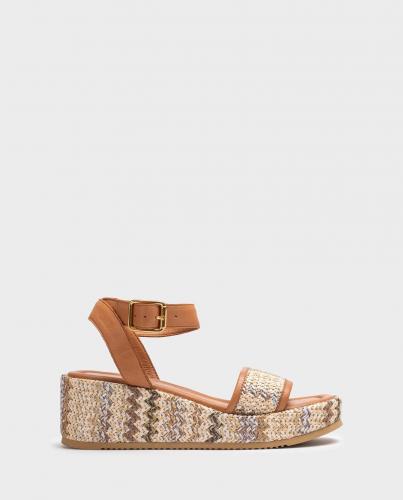 Sandalen van raffia met enkelbandje