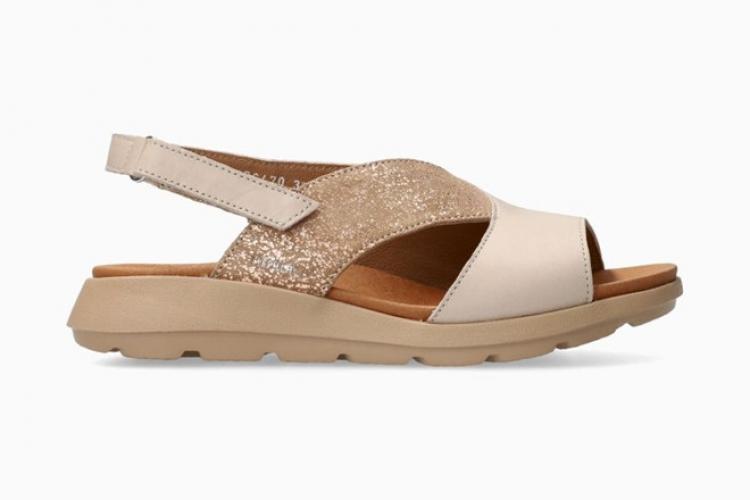 Sandalen met glittervlak en klittenbandsluiting