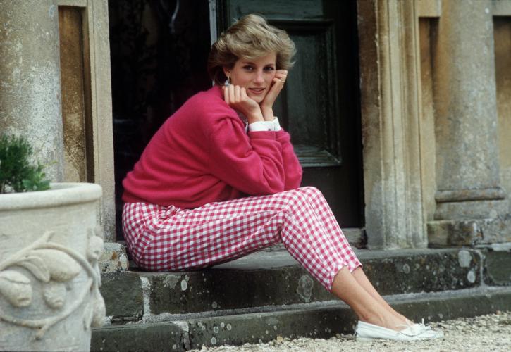 1987: son total look rose 