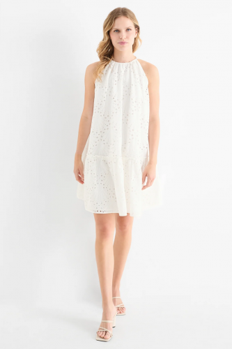 Broderie Anglaise