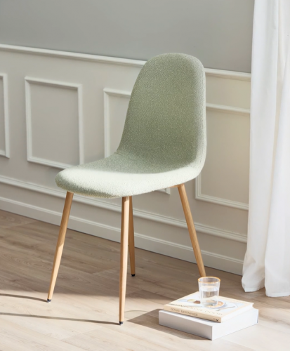 Stoel uit boucléstof