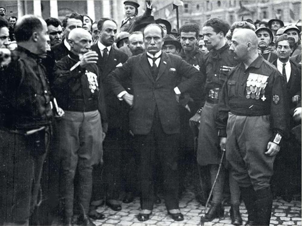 Benito Mussolini, op weg naar Rome, oktober 1922.