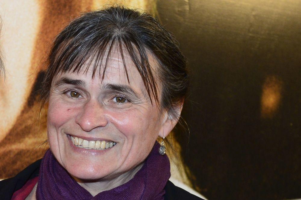 Nieuwe boek van Kristien Hemmerechts '(On)gemakkelijke (on)waarheden'