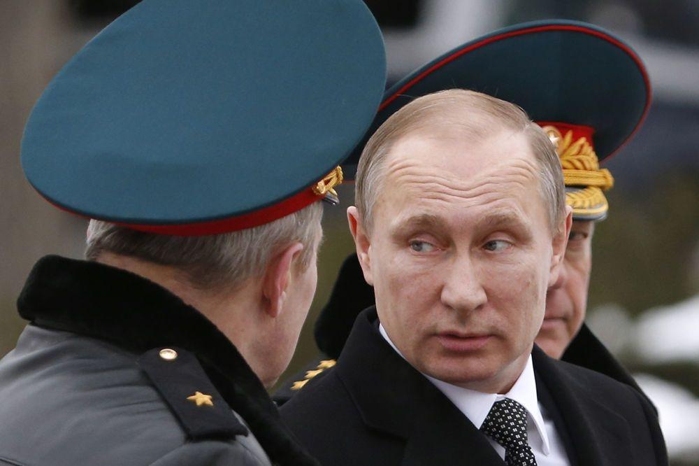 20 ans au pouvoir: les grandes dates de Vladimir Poutine