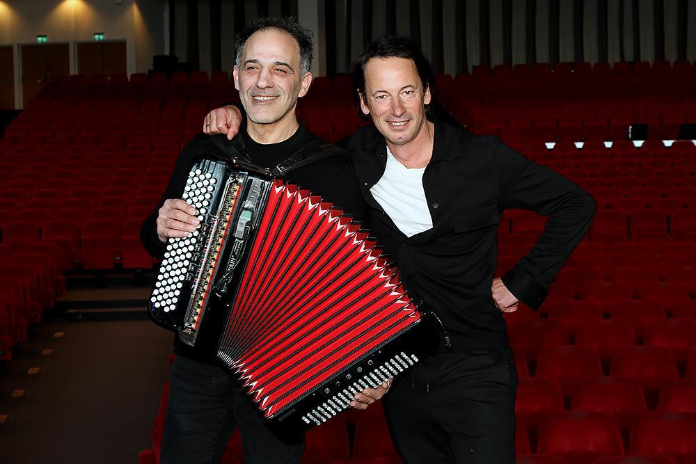 Olivier Laurent joins Jacques Brel Hommage for their Kursaal Oostende performance – KW.be