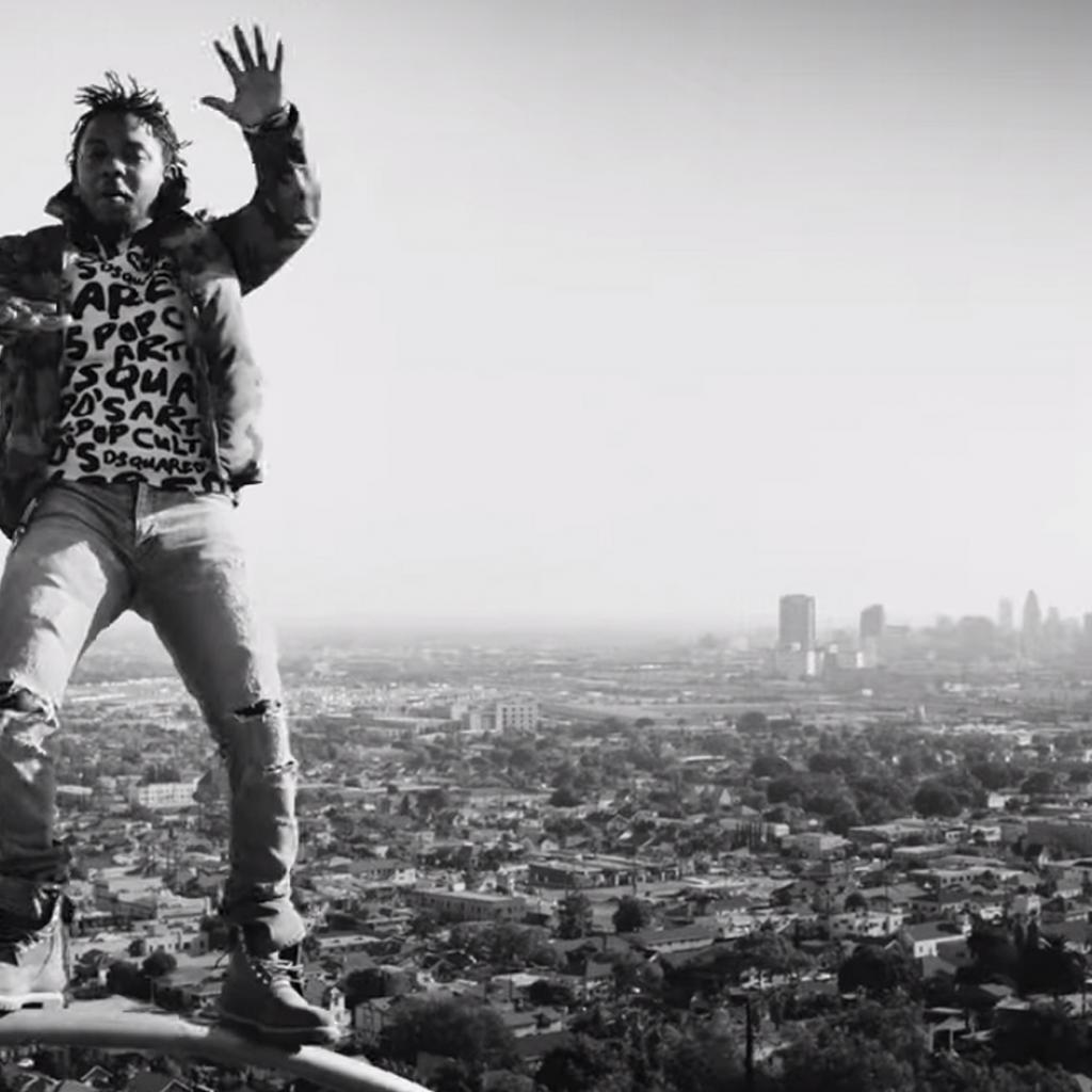 Kendrick in de clip van 'Alright'.