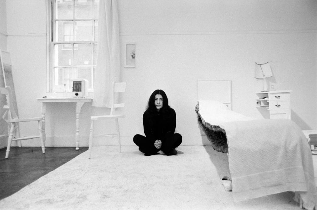 Yoko Ono bij Tate Modern in Londen 