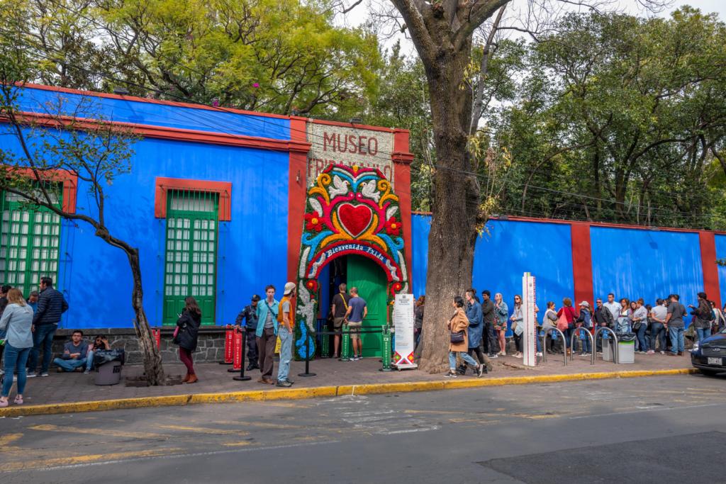 Het museum gewijd aan kunstenares Frida Kahlo: het Blauwe Huis of Casa Azul