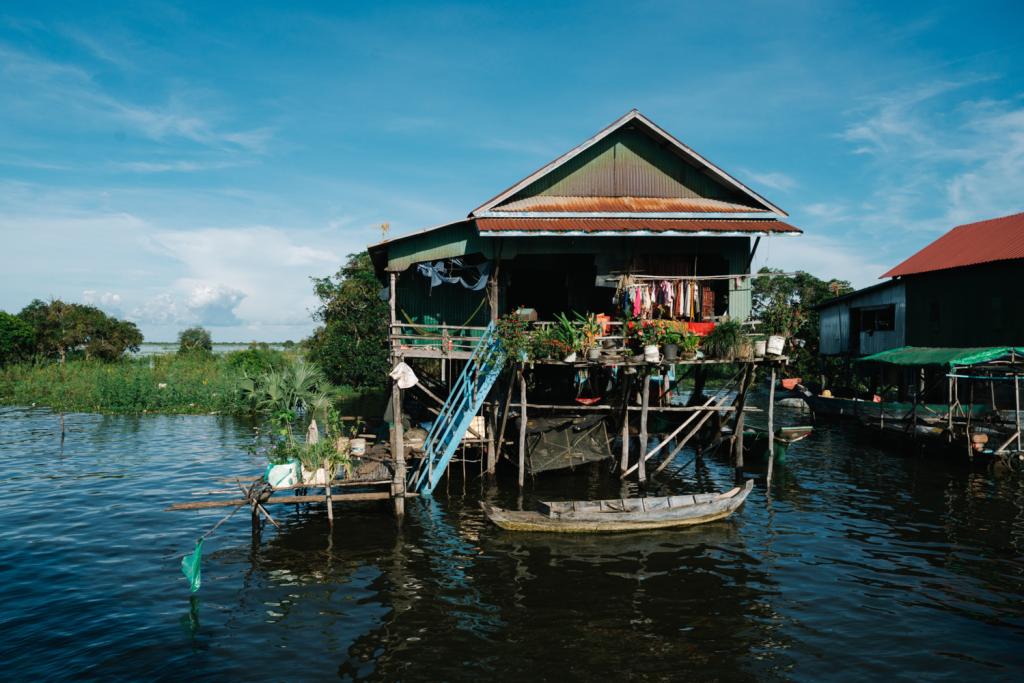 Paaldorp Tonle Sap Meer Cambodja