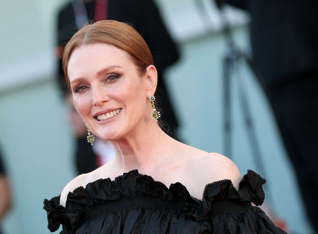 Fan de Bridgerton ? Cette série avec Julianne Moore risque de vous plaire