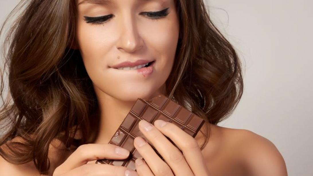 Youpie: manger du chocolat au petit-dejeuner boosterait votre cerveau! Youpie: manger du chocolat au petit-dejeuner boosterait votre cerveau!