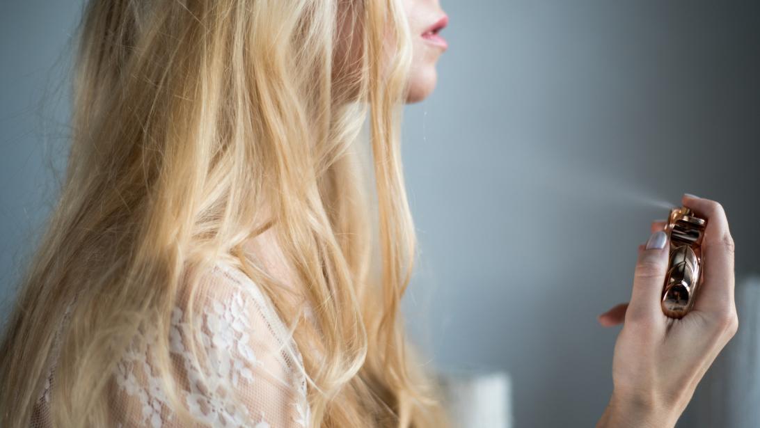 Du parfum pour les cheveux? Du parfum pour les cheveux?