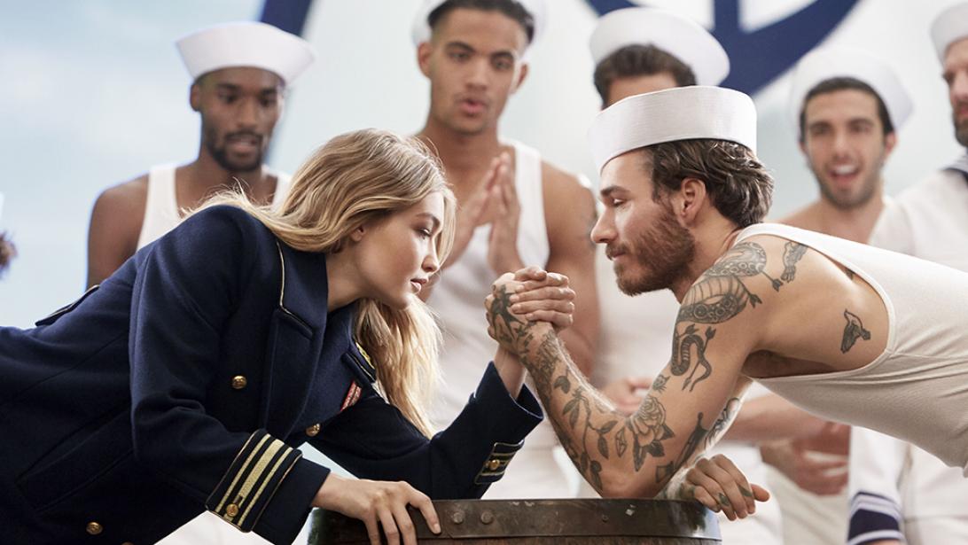 Bekijk hier live de runwayshow van Tommy Hilfiger Bekijk hier live de runwayshow van Tommy Hilfiger