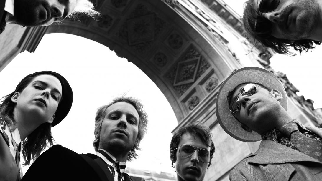 La Femme: 5 choses à savoir sur le groupe mystérieux La Femme: 5 choses à savoir sur le groupe mystérieux