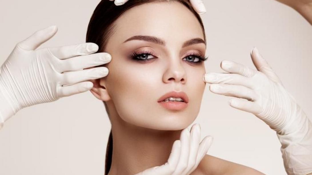 Voor de durvers: de Vampire facial! Voor de durvers: de Vampire facial!