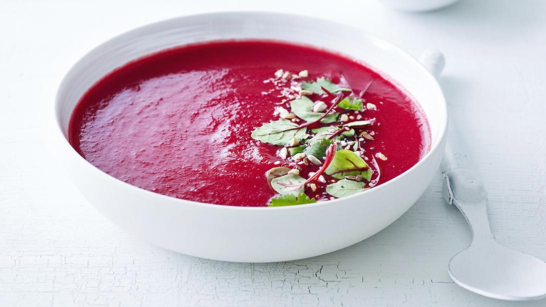 Recette: soupe vitaminée de betteraves et de patates douces Recette: soupe vitaminée de betteraves et de patates douces