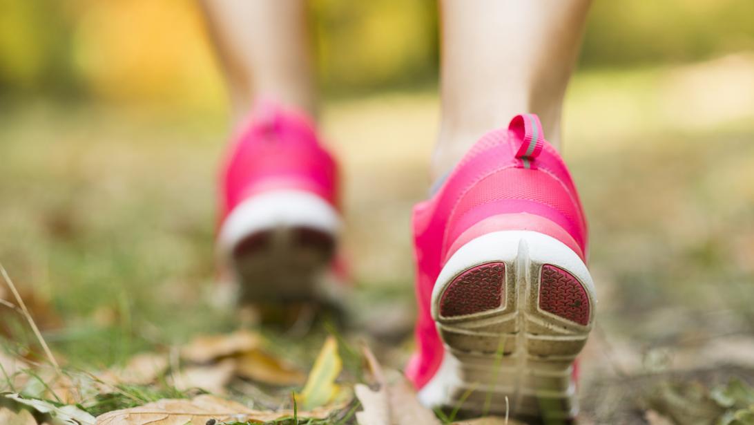 Sport: marcher pour mincir? Bien plus efficace qu'on ne le pense! Sport: marcher pour mincir? Bien plus efficace qu'on ne le pense!