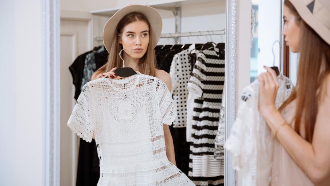 "Dressing Room Challenge": enfin s'accepter dans les cabines d'essayage "Dressing Room Challenge": enfin s'accepter dans les cabines d'essayage