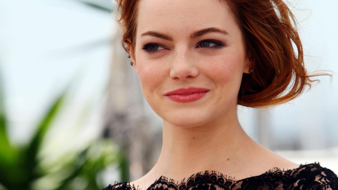 Emma Stone vertelt openhartig over haar ziekte Emma Stone vertelt openhartig over haar ziekte