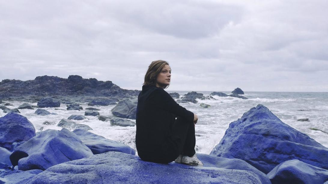 Rencontre: Noa Moon, entre ombre et lumière Rencontre: Noa Moon, entre ombre et lumière